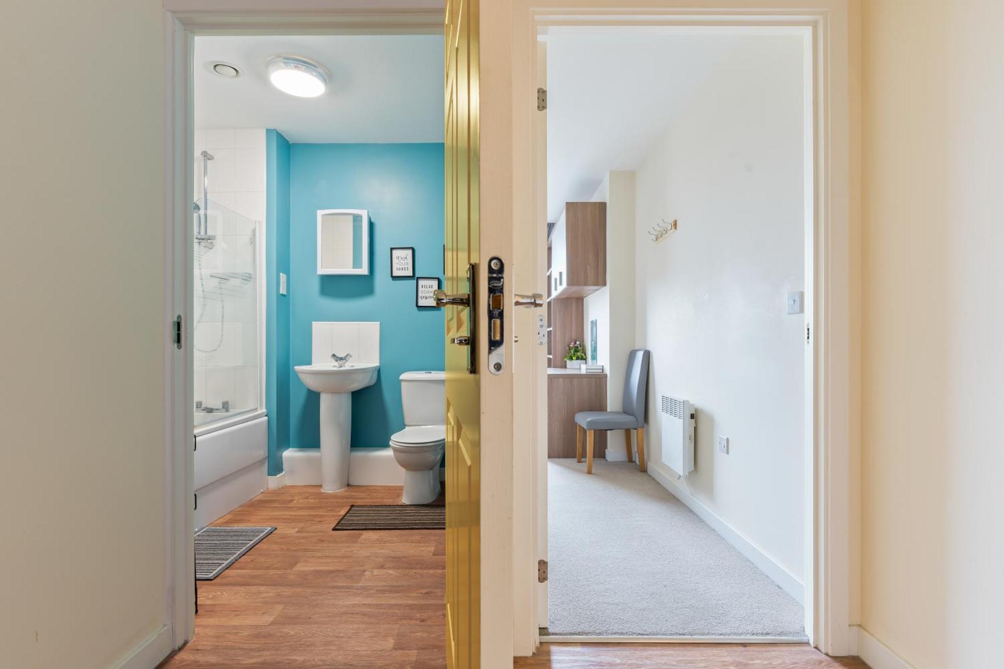 247 Serviced Accommodation In Telford 2 Bedroom Apartment エクステリア 写真